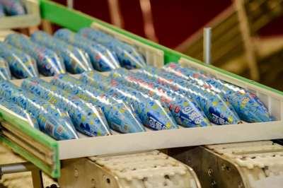 走進夢龍母品牌和路雪的&ldquo;燈塔工廠&rdquo; 30年間見證中國智造發展!